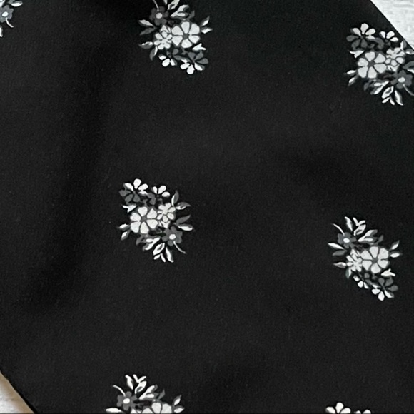 Old Navy Dress - Picture 7 of 15